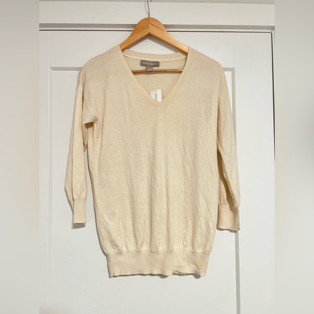 NWT Banana Republic Cream Sweater